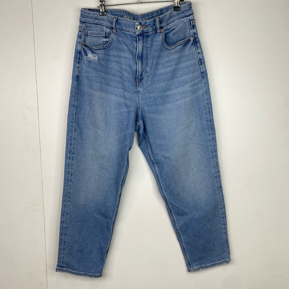 American Eagle Curvy Mom Jeans Size 14 Short Blue Denim Pants - Picture 1 of 3